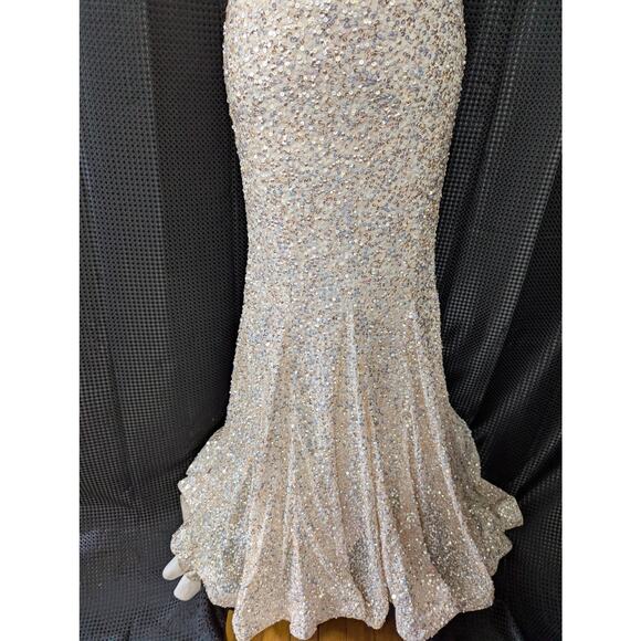 NWOT! CHANDALIER! CHAMPAGNE PINK/BEIGE ULTRA GLAM BEADED/SEQUIN GOWN! SZ 000 - Picture 5 of 14